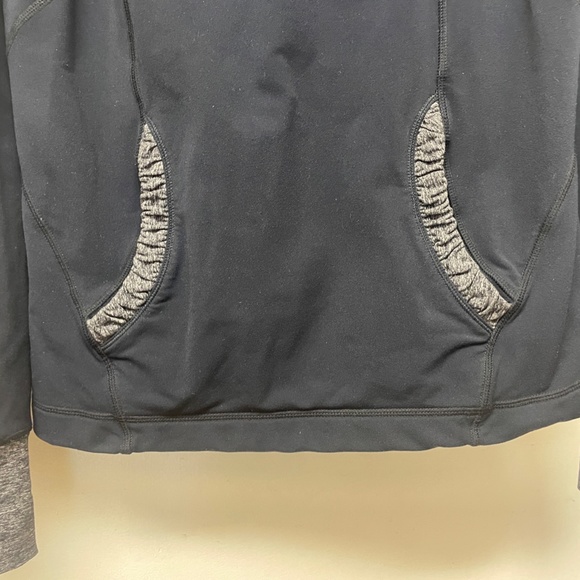 Lululemon Run Back On Track Pullover Hoodie Ponytail Hole - Picture 6 of 11